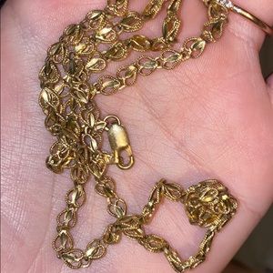 14 carrot gold chain